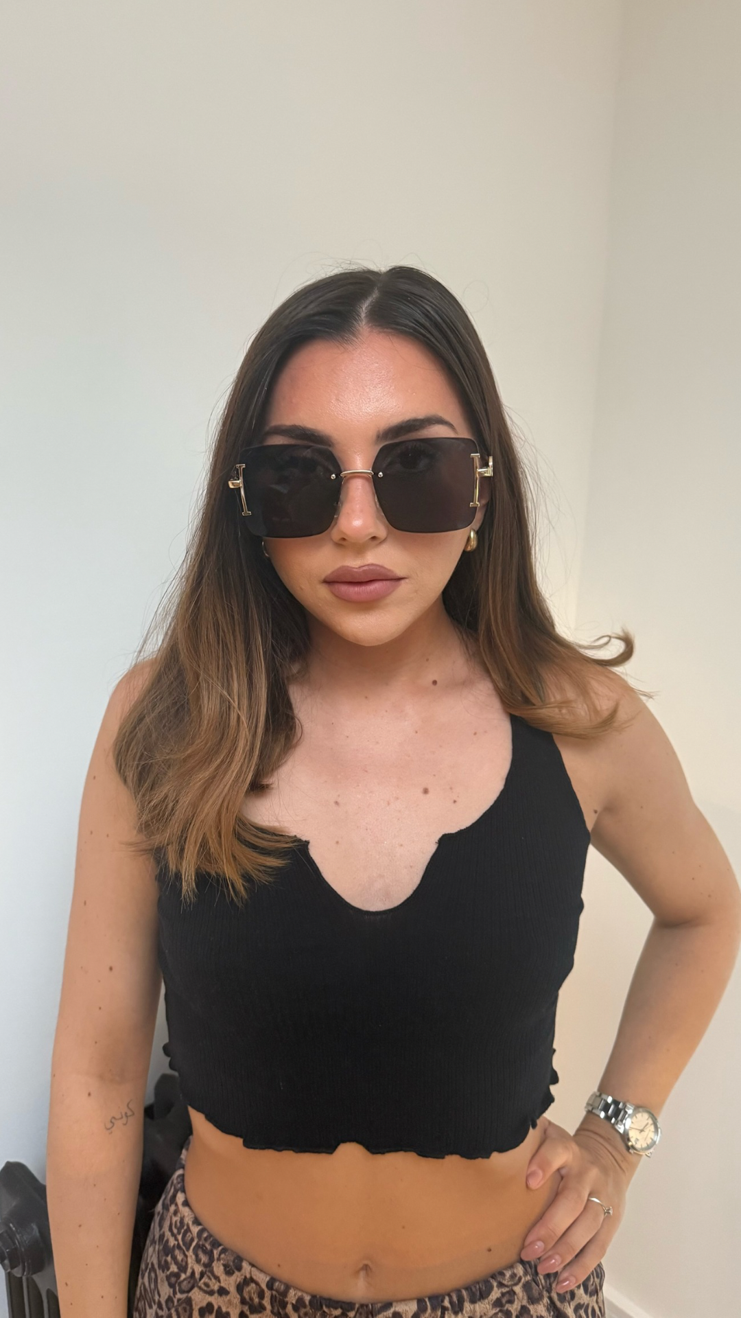 FRAMELESS OVERSIZED GOLD ARM SUNGLASSES